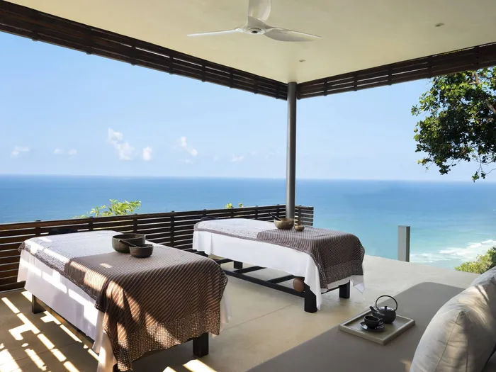 Alila Villas Uluwatu SLOW Spa outdoor treatment pavilion perched above the ocean