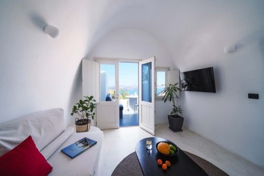 Superior Cave Suite at Santonero, Santorini