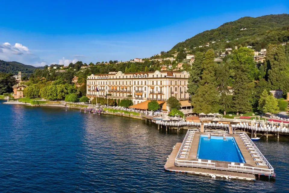 Villa d'Este famous floating pool on the lake